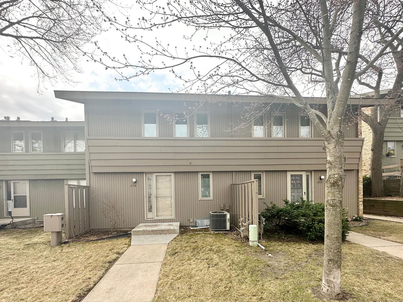 256 Windsor Ln, New Brighton, MN 55112 Zillow
