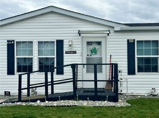 803 Hummingbird Ln, Apollo, PA 15613