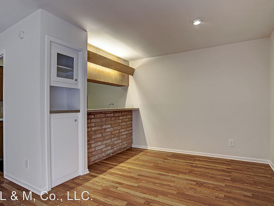 1st image of 229 Westmoreland St APT 01