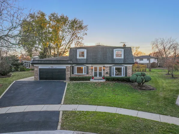 827 W Sandpiper Ct, Palatine, IL 60067