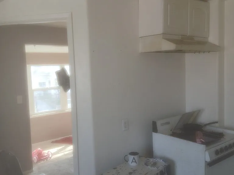 3759 Locust St #4 — Photo 3