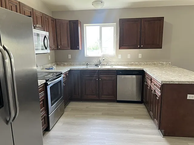 8176 E Turner Rd — Photo 3