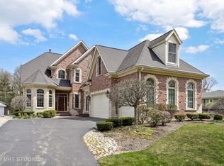 235 Middaugh Rd, Clarendon Hills, IL 60514