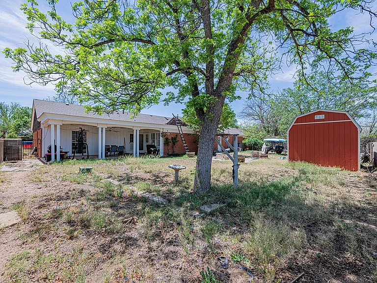 2818 Frontier Dr — Photo 30