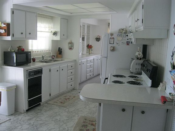 4th image of 131 Palo Verde Dr