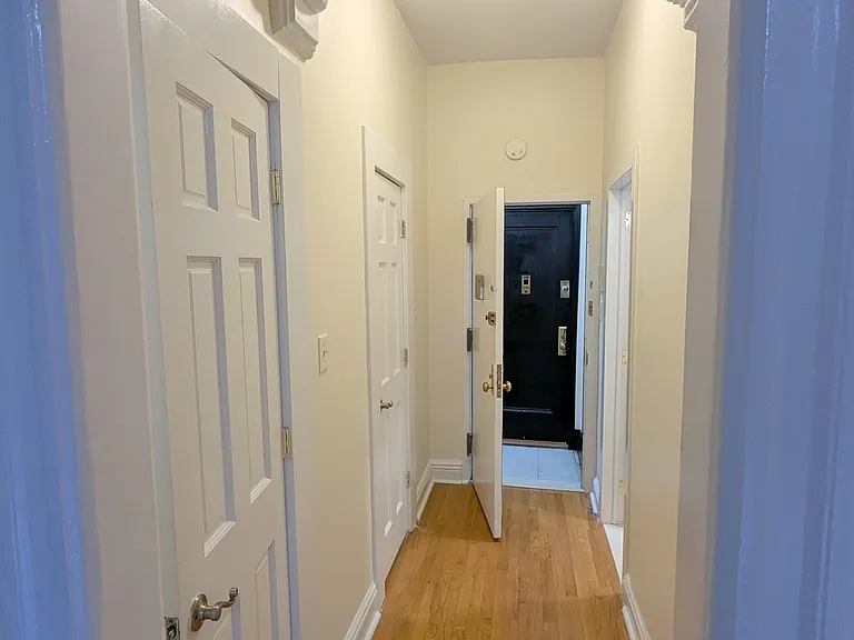147 W 72nd St #4B — Photo 11