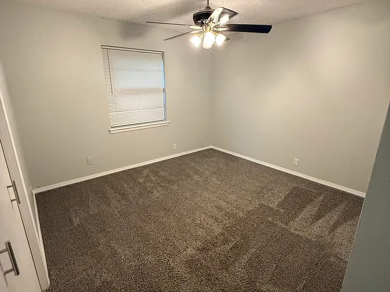 3616 NE 140th Terrace Ct — Photo 18