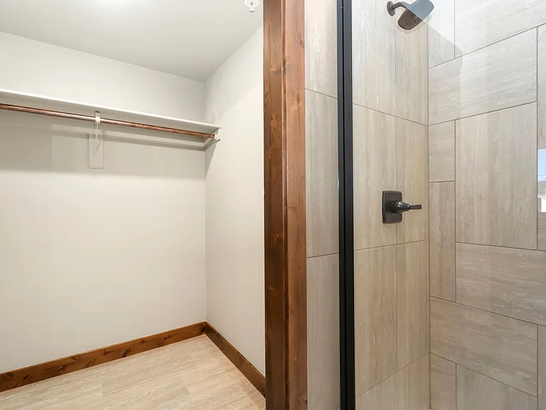 1618 Continental Peaks Cir — Photo 20