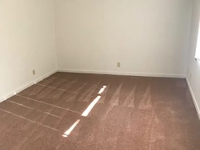4900 Wilshire Blvd — Photo 11