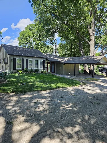 9103 Noland Rd Photo 1