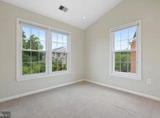 6510 Major St, Alexandria, VA 22312