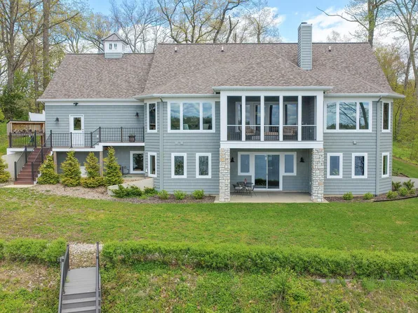 58604 E Clear Lake Rd, Three Rivers, MI 49093