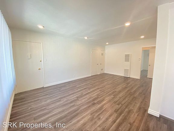 3rd image of 3373 S Overland Ave Unit 8