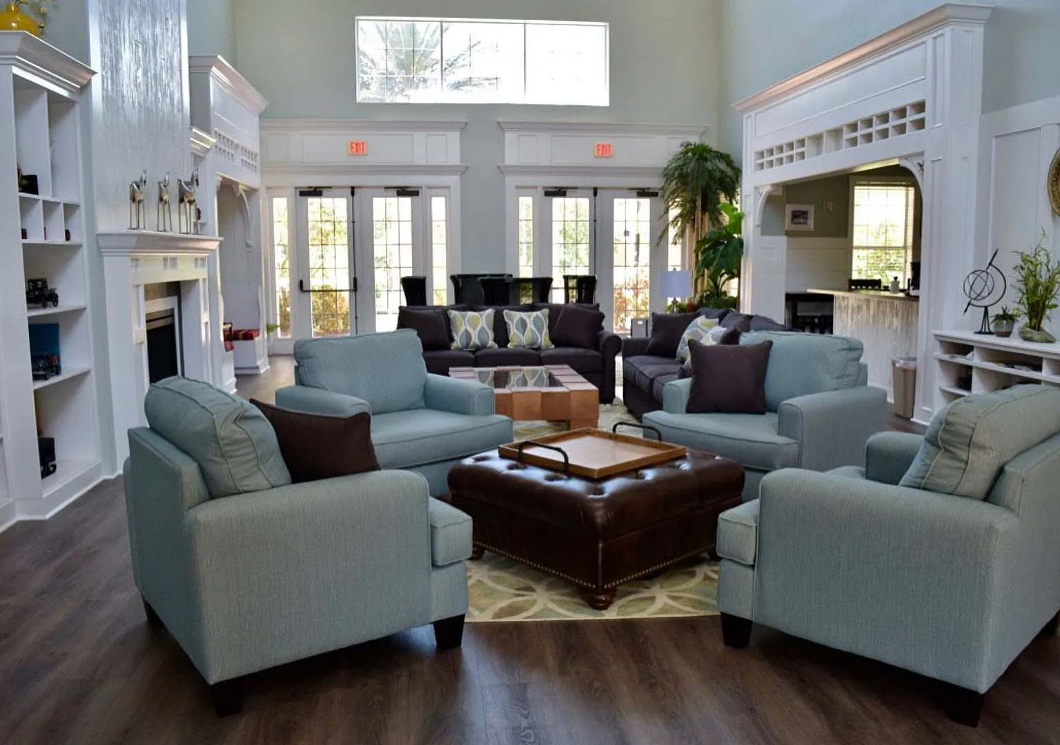 Resort Style Living @ Barrington Park- Upgraded 3/2 Condo with Loft — Photo 2