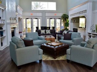 2801 Chancellorsville Dr APT 817, Tallahassee, FL 32312