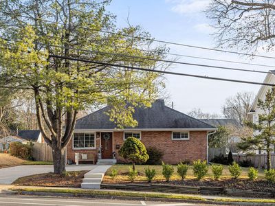 3297 Annandale Rd, Falls Church, VA, 22042