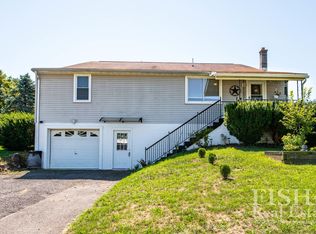 180 Old Farm Ln, Milton, PA