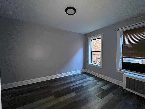 122 Corbin Ave #591