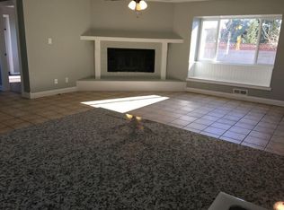 11808 Claremont Ave NE, Albuquerque, NM 87112