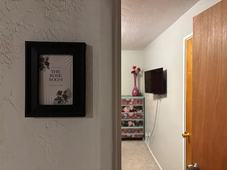 717 Alvarado Dr SE — Photo 8