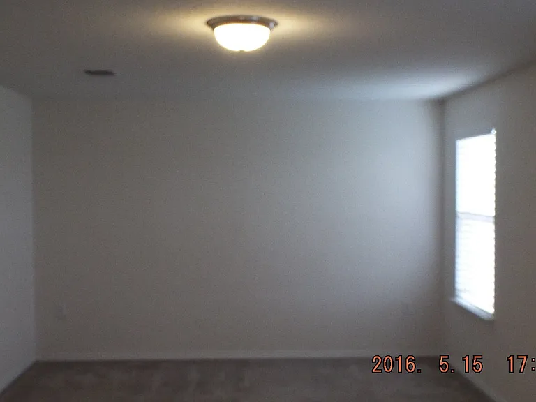 6015 Clematis Trl — Photo 8