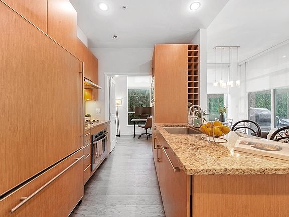 3rd image of 1333 W 11th Ave #101