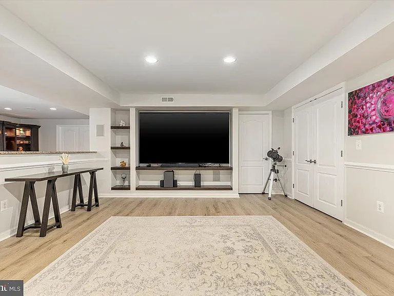 15043 Gaines Mill Cir — Photo 50