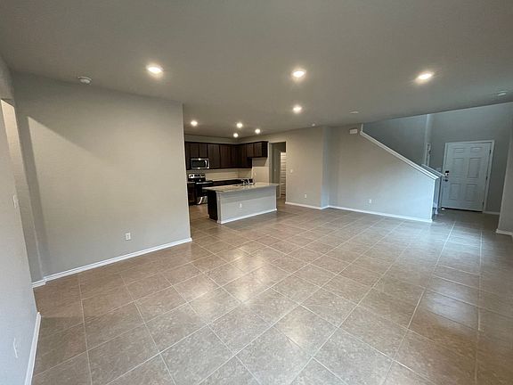 4th image of 7843 Abbey Pl