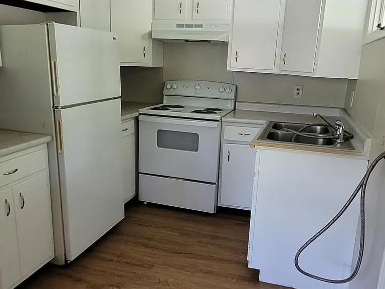 133 Highlander Dr #B — Photo 11