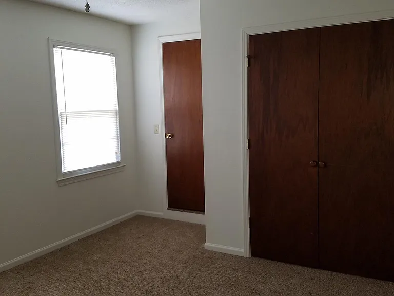 861 Whitworth Cir — Photo 15