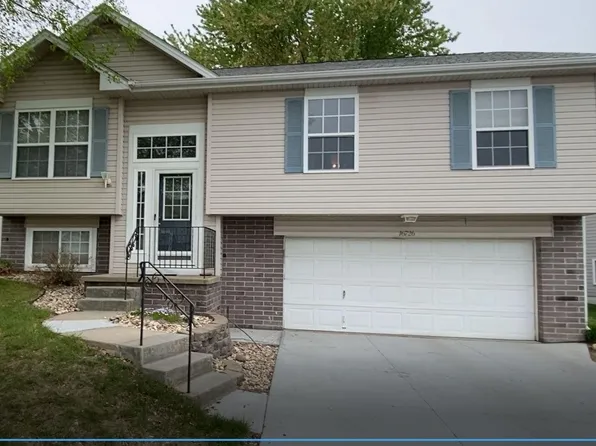 16726 Patrick Ave, Omaha, NE 68116