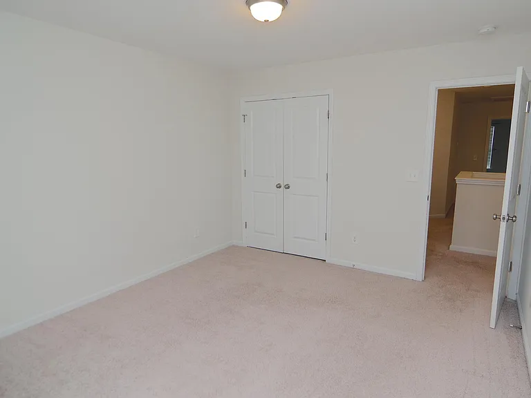 194 Bonhomme Cir — Photo 22
