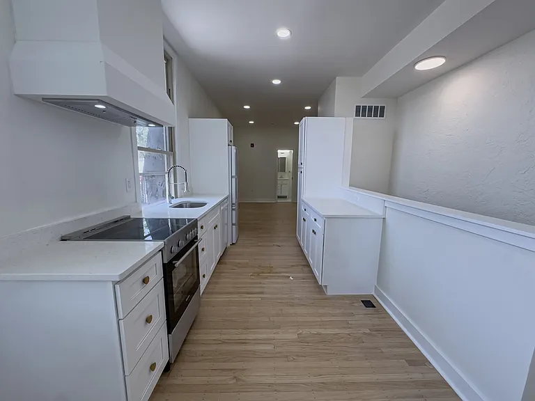2013 Green St #3R — Photo 16