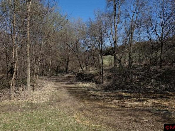 56936 Brookview Ln, New Ulm, MN 56073