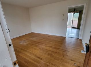 607 Derrydowne Dr, Charlotte, NC 28213