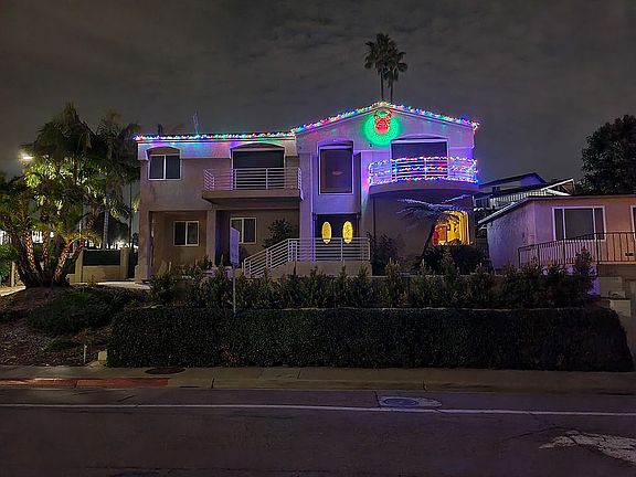 Morena at Christmas