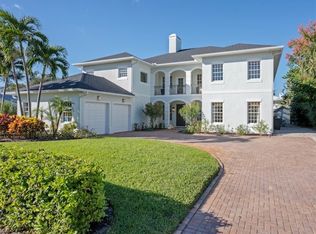 631 Camelia Ln, Vero Beach, FL 32963
