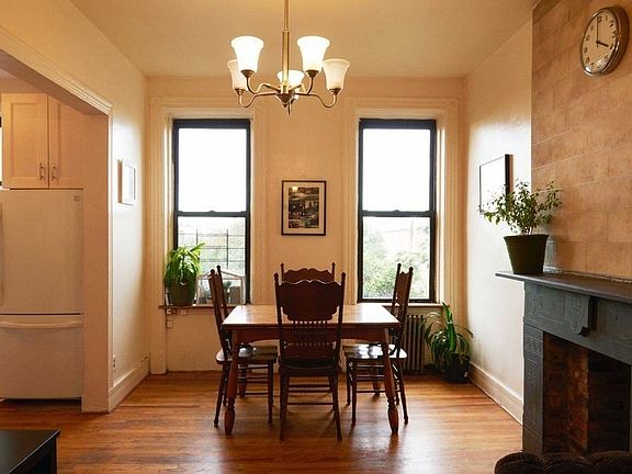4th image of 398 7th Ave APT 1