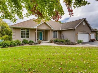 327 Bluff Rd, Carver, MN 55315