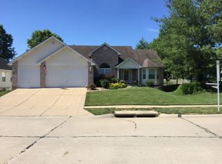 4596 Kerth Forest Dr, Saint Louis, MO 63128