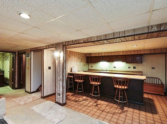 4th image of 1411 Barberry Ln