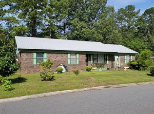 202 Cascade Cir, Dublin, GA 31021