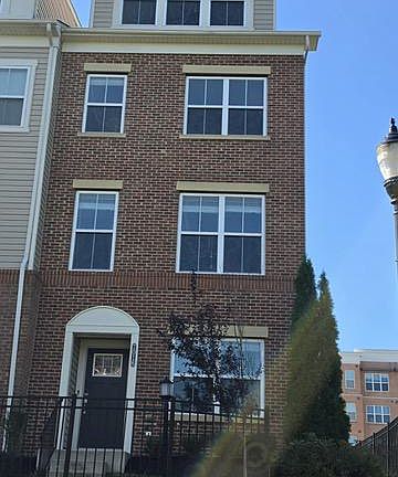 2nd image of 7016 Ventfield Way
