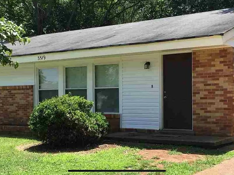 3519 Flamingo Rd SW — Photo 2
