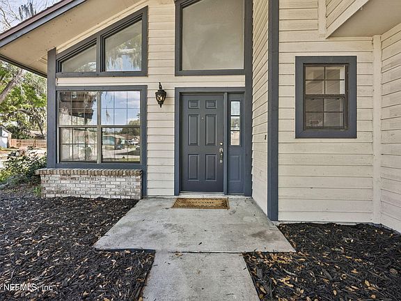 4th image of 3547 MARSH CREEK Drive