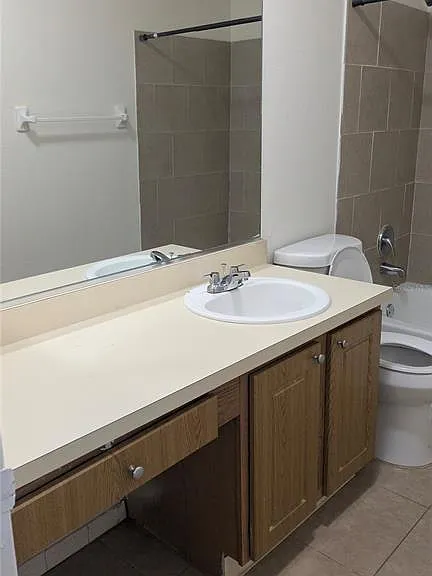 4401 S Semoran Blvd #9 — Photo 39