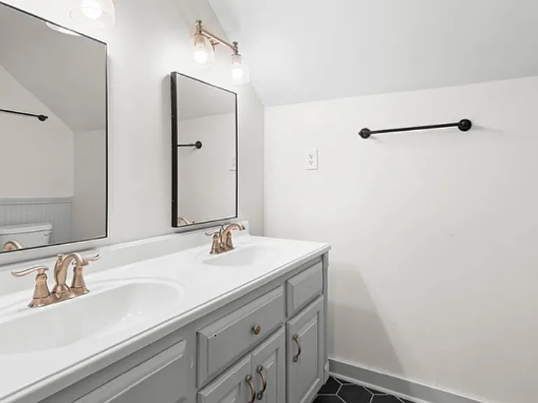 3305 Bradley St SW — Photo 25