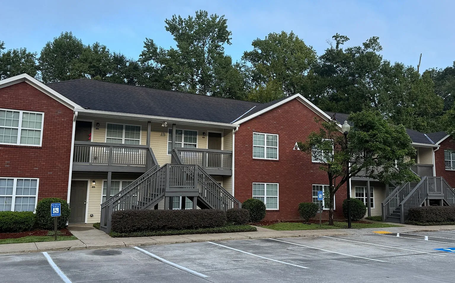 Crystal Park Apartments - Total Electric 2 Bedroom / 2 Bathroom Apartment in Northeast Columbus — Photo 3