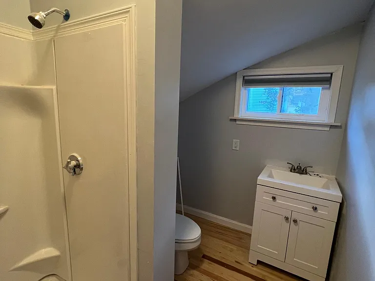 409 Hammond St #1 — Photo 4