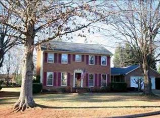 3 Brynhurst Ct, Greenville, SC 29615